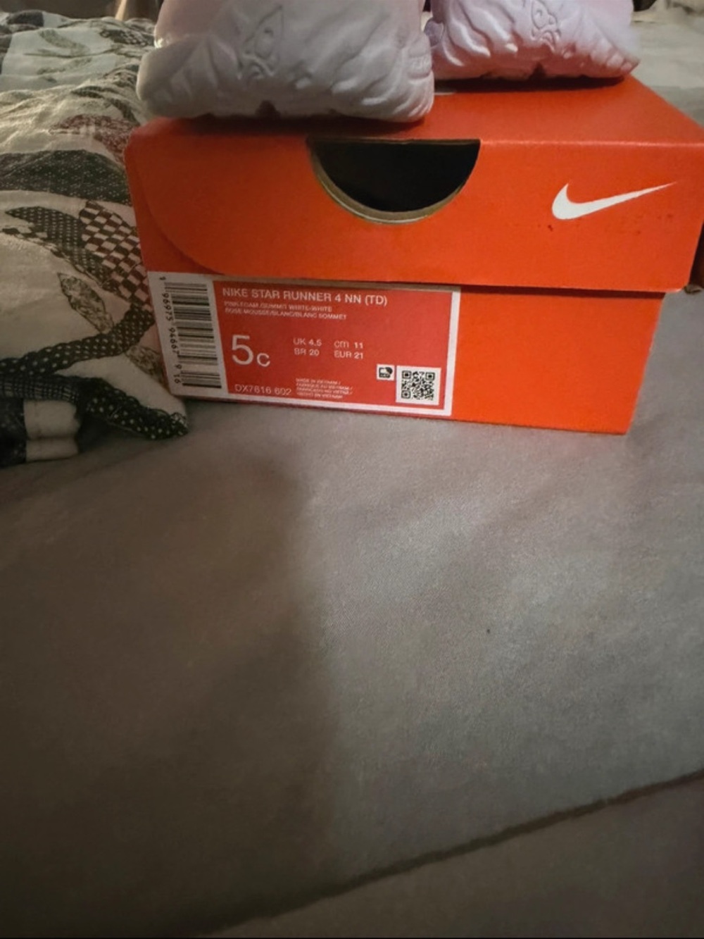 Nike Kids White Sneakers with Subtle Pattern - Toddler